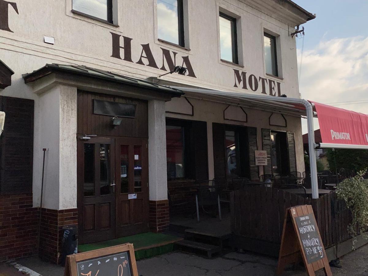 Restaurant Motel Hana Barbara Gastro Sro Ostretin Kültér fotó