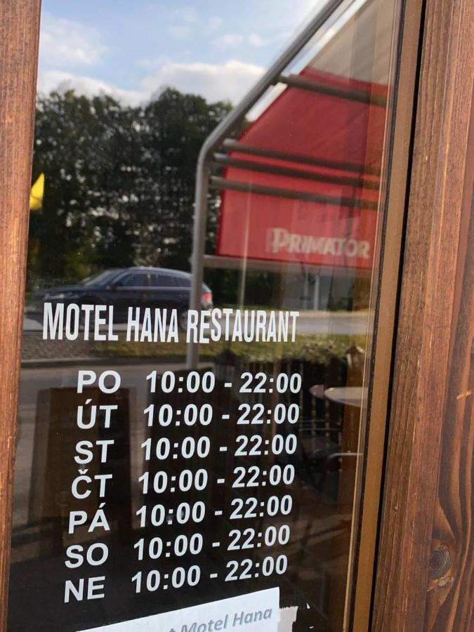 Restaurant Motel Hana Barbara Gastro Sro Ostretin Kültér fotó