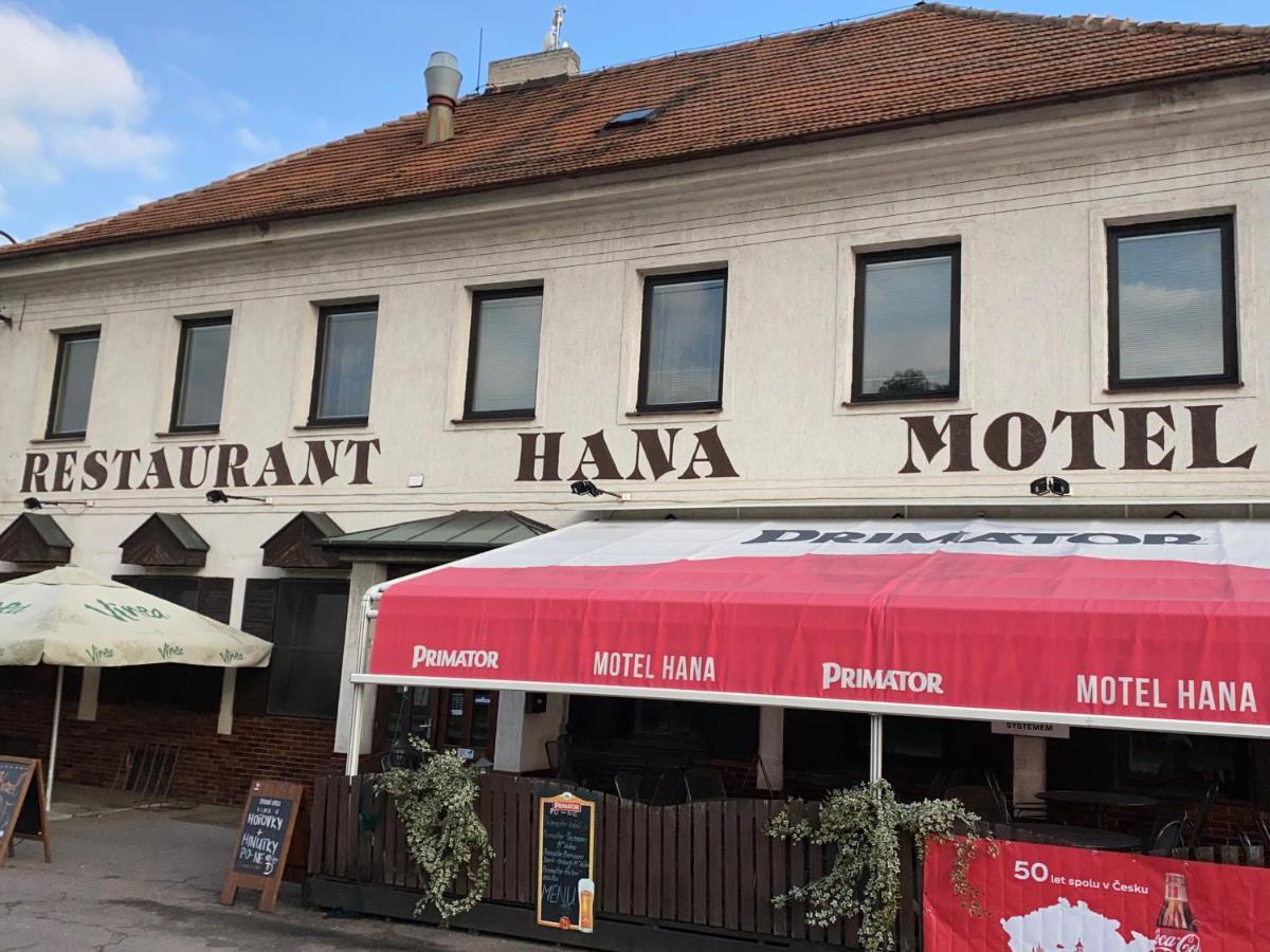 Restaurant Motel Hana Barbara Gastro Sro Ostretin Kültér fotó